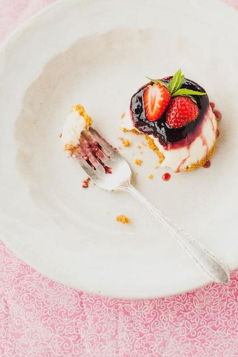 Blackcurrant and cassis jelly with berries